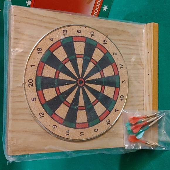 NIB Wooden Desk Dart Set - Picture 2 of 3